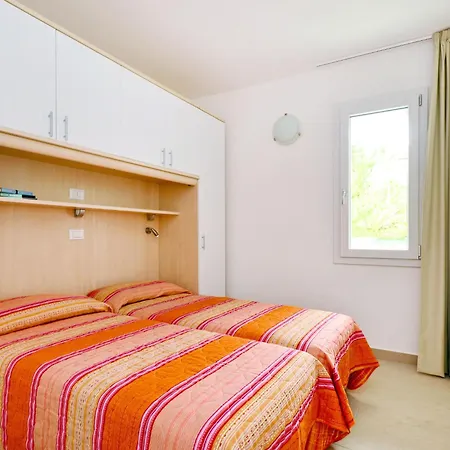 Fiore-7 By Interhome