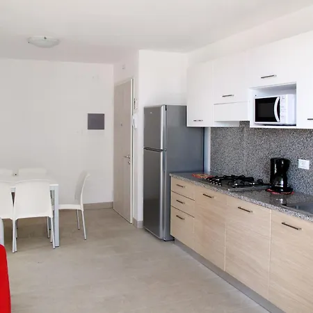 Appartement Fiore-7 By Interhome